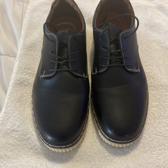 Never worn. I can only wear a 12 wide, this pair is a 12 medium. - Picture 3 of 4